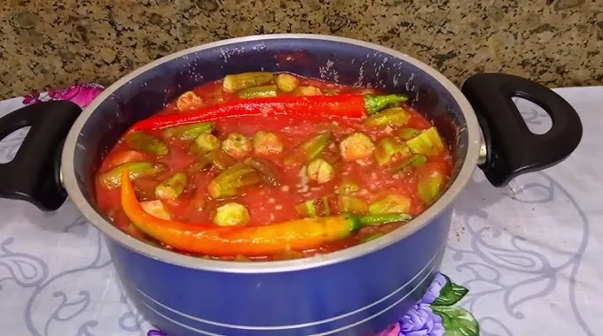 طريقة عمل البامية باللحمة بسهولة