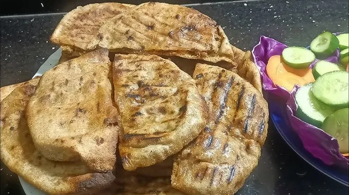 طريقة عمل الحواوشي بالعيش بطريقة سهلة