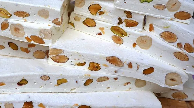 طريقة عمل النوجا اللذيذة في المنزل