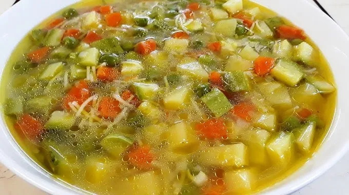 طريقة عمل شوربة الخضار الصحية